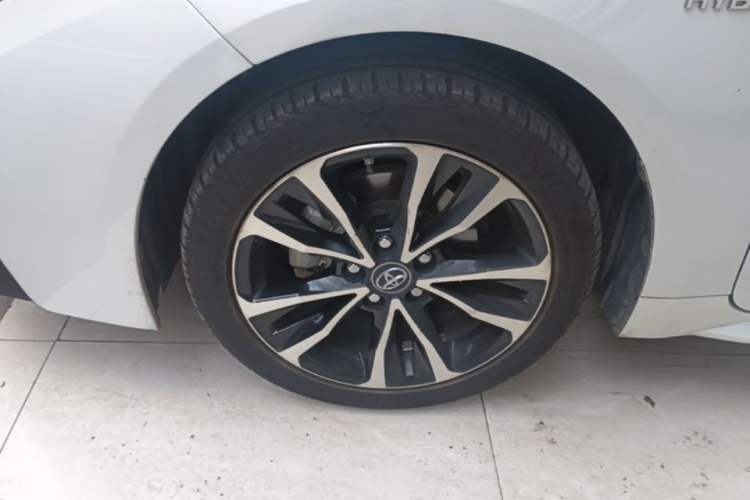 Used Toyota Levin 2019 Dual-Engine 1.8H E-CVT Sport Edition China VI Standard Left Front Wheel Hub