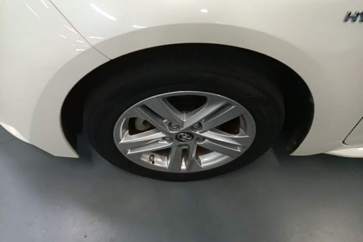 Used Toyota Levin 2019 Dual-Engine 1.8H E-CVT Luxury Edition China VI Standard Left Front Wheel Hub