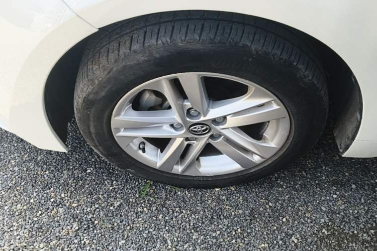 Used Toyota Levin 2019 185T CVT Luxury Edition China VI Standard Left Front Wheel Hub