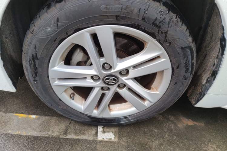 Used Toyota Levin 2019 185T CVT Entry-Level Version China VI Standard Left Front Wheel Hub