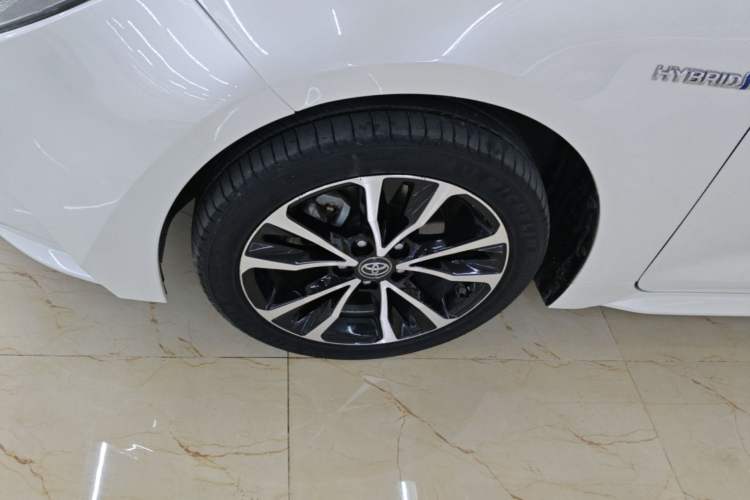 Used Toyota Levin 2019 Dual-Engine 1.8H E-CVT Sport Edition China VI Standard Left Front Wheel Hub