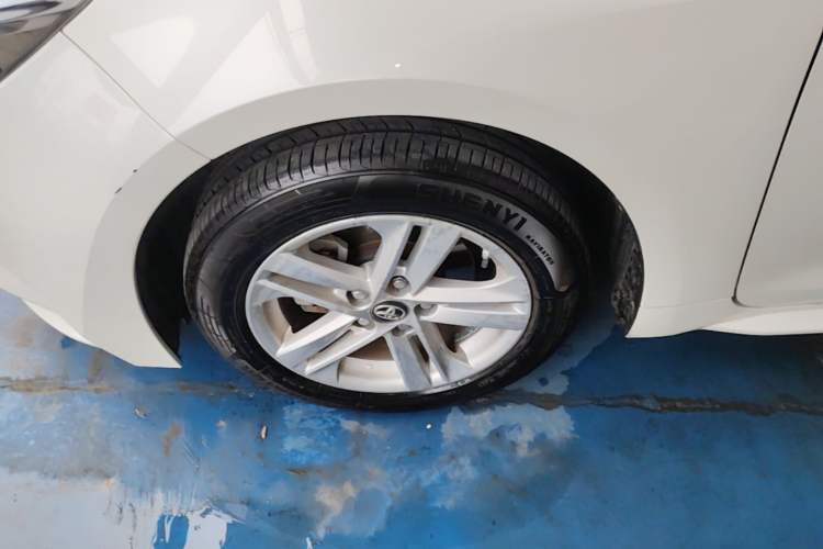 Used Toyota Levin 2019 185T CVT Entry-Level Version China VI Standard Left Front Wheel Hub