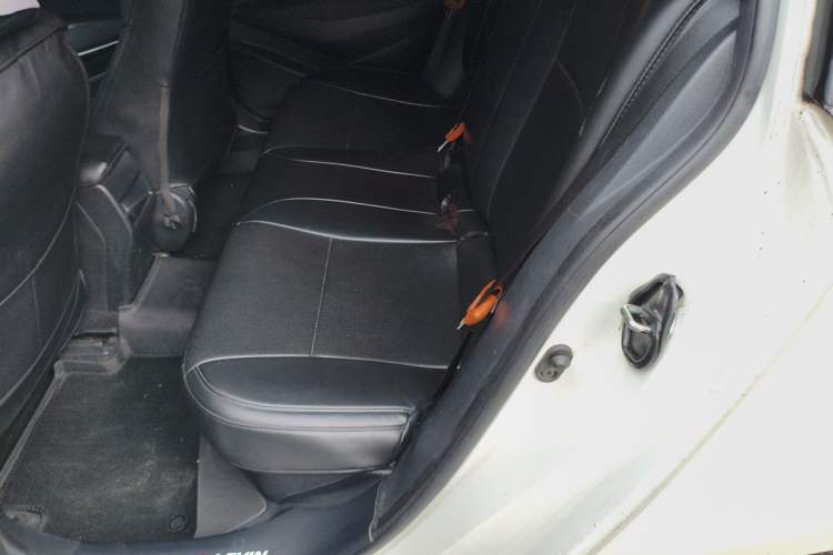Used Toyota Levin 2019 Dual-Engine 1.8H E-CVT Luxury Edition China VI Standard Left Rear Seat