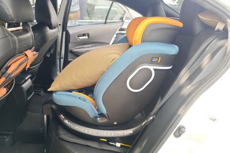 Used Toyota Levin 2019 185T CVT Sport Edition China VI Standard Left Rear Seat