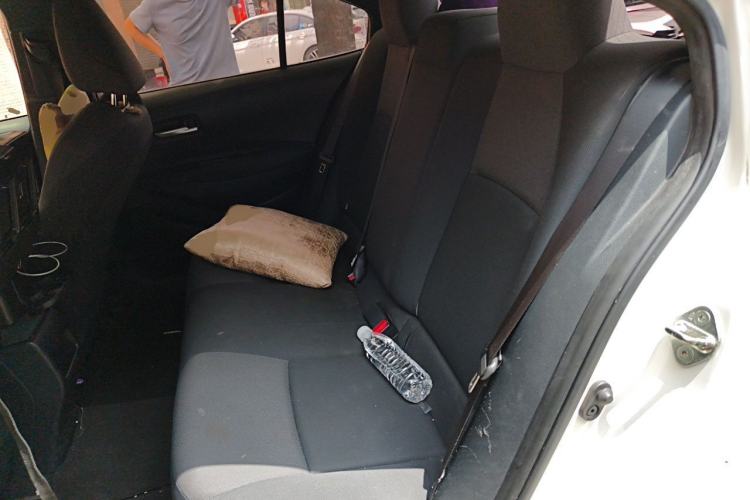 Used Toyota Levin 2019 185T CVT Luxury Edition China VI Standard Left Rear Seat