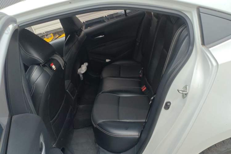 Used Toyota Levin 2019 185T CVT Luxury Edition China VI Standard Left Rear Seat
