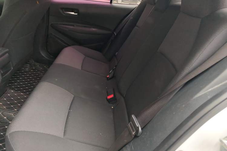 Used Toyota Levin 2019 Dual-Engine 1.8H E-CVT Tech Edition China VI Standard Left Rear Seat