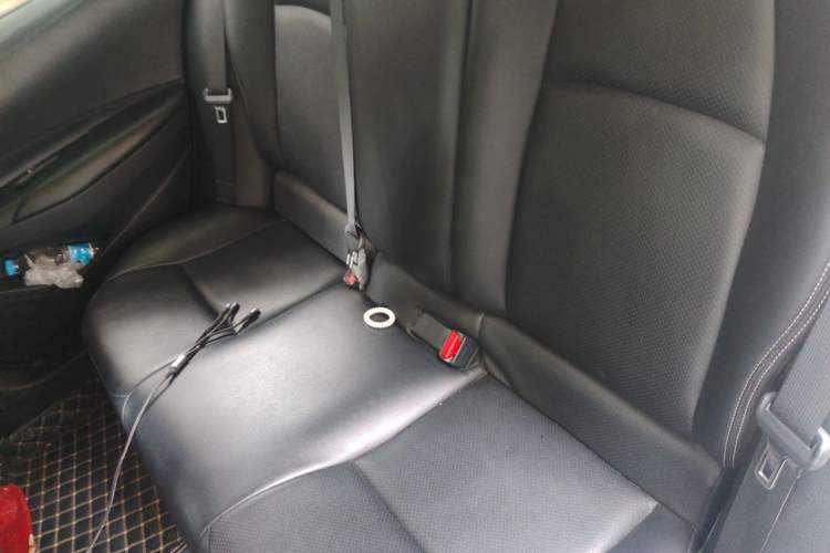 Used Toyota Levin 2019 185T CVT Entry-Level Version China VI Standard Left Rear Seat