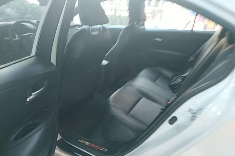 Used Toyota Levin 2019 185T CVT Luxury Edition China VI Standard Left Rear Seat