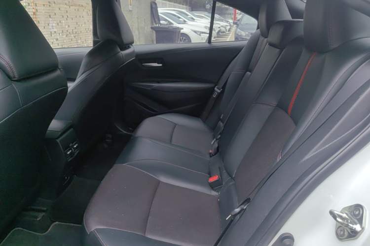 Used Toyota Levin 2019 185T CVT Sport Edition China VI Standard Left Rear Seat