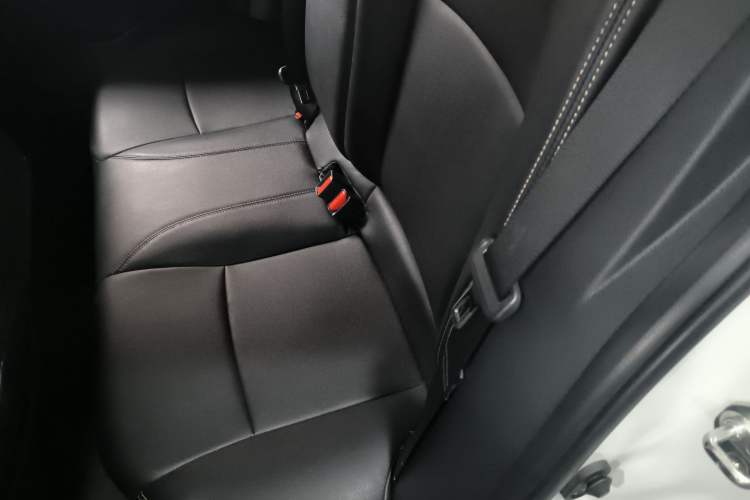 Used Toyota Levin 2019 185T CVT Entry-Level Version China VI Standard Left Rear Seat