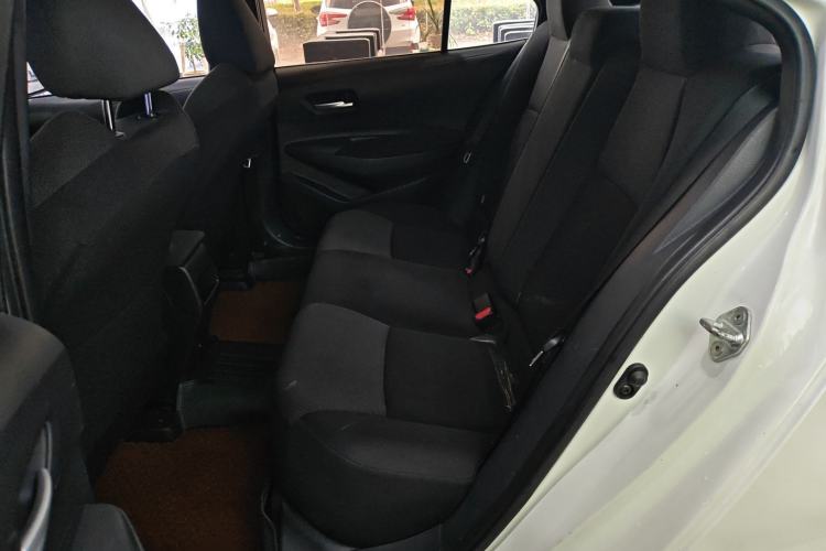 Used Toyota Levin 2019 185T CVT Luxury Edition China VI Standard Left Rear Seat