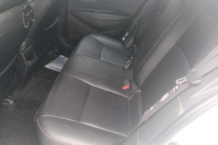Used Toyota Levin 2019 Dual-Engine 1.8H E-CVT Luxury Edition China V Standard Left Rear Seat