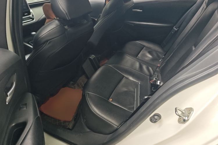 Used Toyota Levin 2019 185T CVT Luxury Edition China VI Standard Left Rear Seat