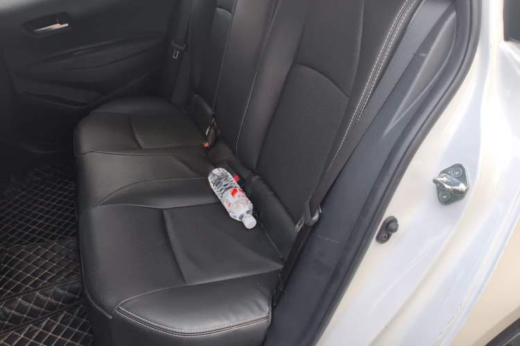 Used Toyota Levin 2019 185T CVT Sport Edition China VI Standard Left Rear Seat