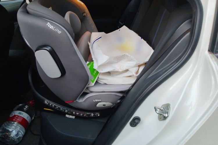 Used Toyota Levin 2019 185T CVT Sport Edition China VI Standard Left Rear Seat