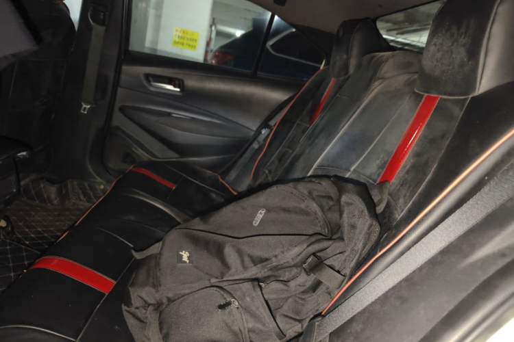 Used Toyota Levin 2019 185T CVT Luxury Edition China VI Standard Left Rear Seat