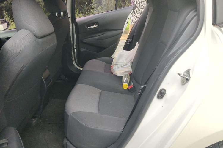 Used Toyota Levin 2019 185T CVT Luxury Edition China VI Standard Left Rear Seat