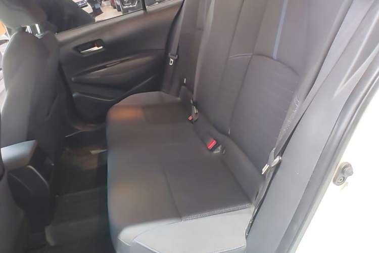 Used Toyota Levin 2019 185T CVT Sport Edition China VI Standard Left Rear Seat