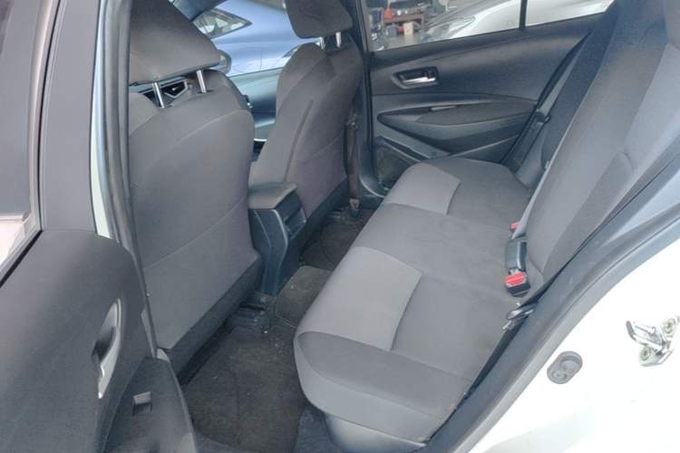 Used Toyota Levin 2019 Dual-Engine 1.8H E-CVT Luxury Edition China VI Standard Left Rear Seat