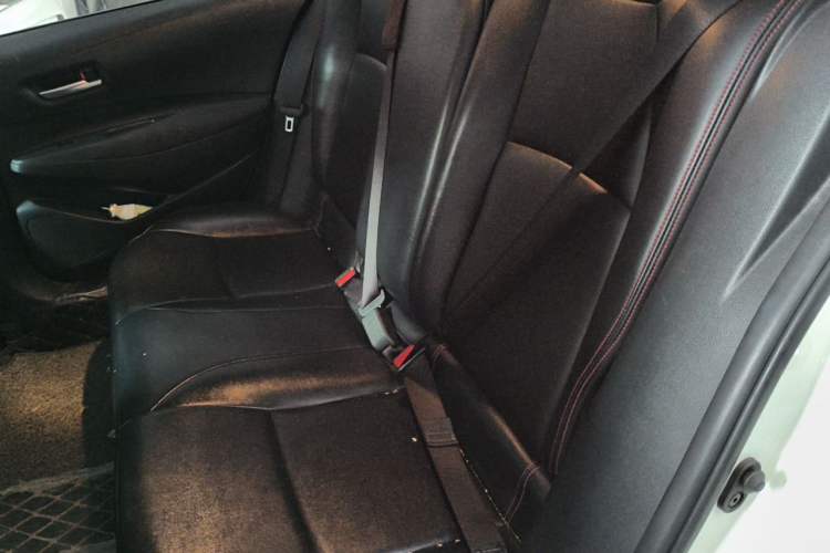 Used Toyota Levin 2019 185T CVT Luxury Edition China VI Standard Left Rear Seat