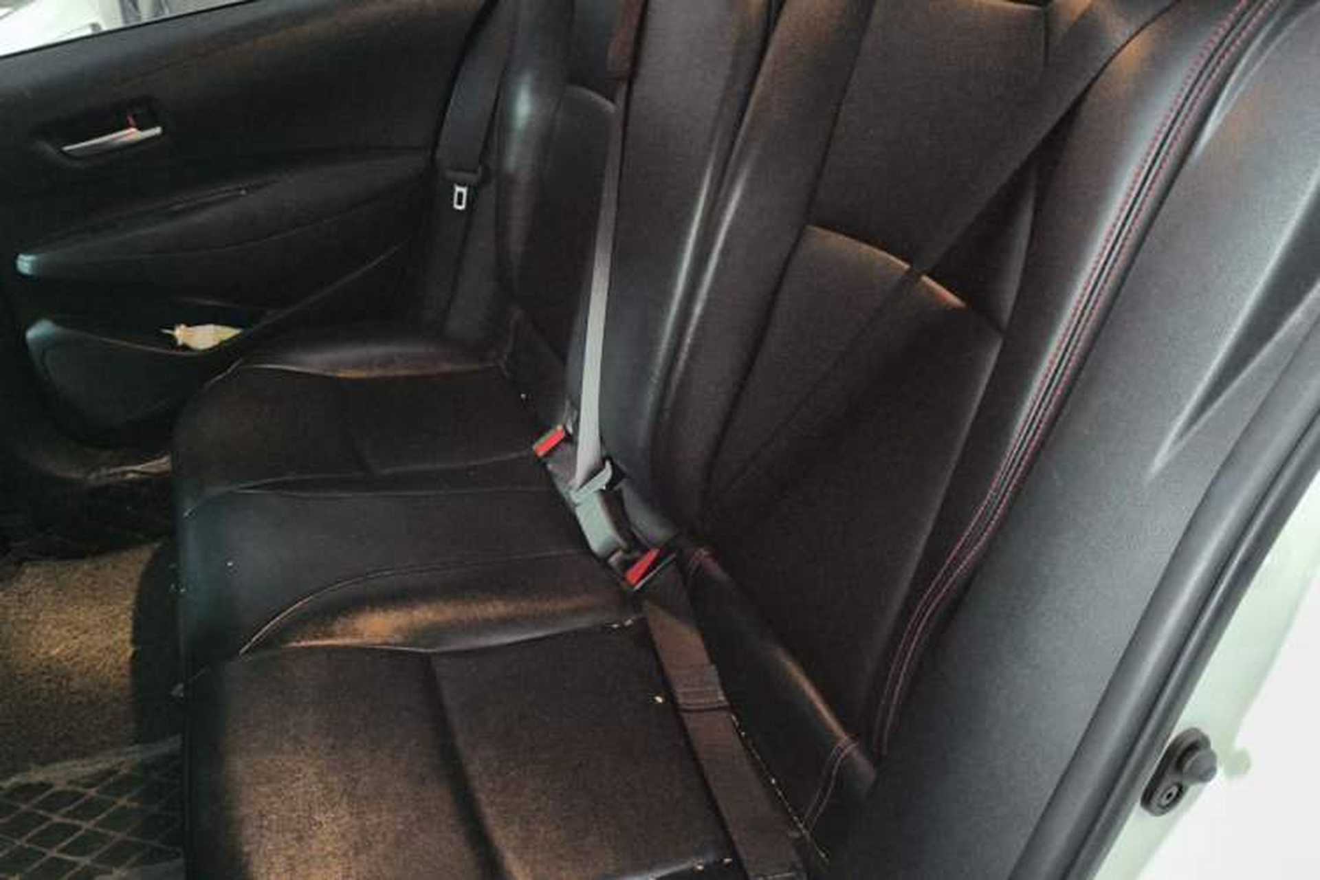 Used Toyota Levin 2019 185T CVT Luxury Edition China VI Standard Left Rear Seat