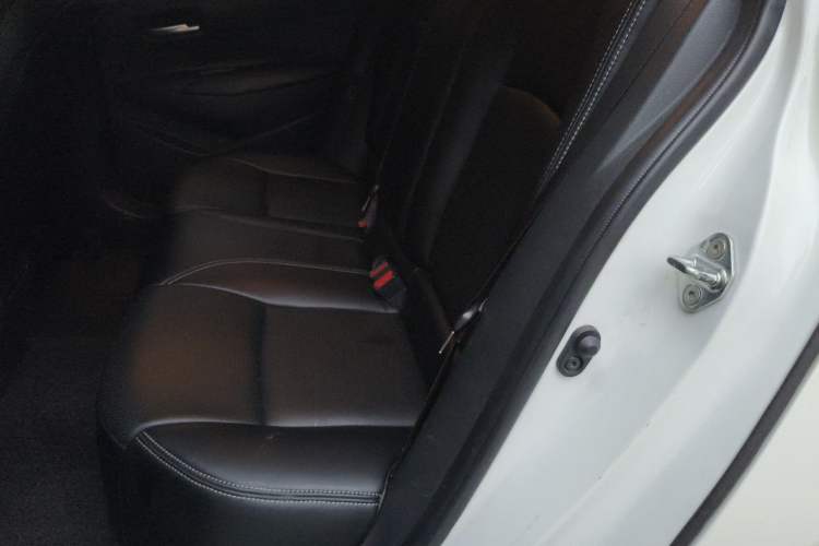Used Toyota Levin 2019 185T CVT Luxury Edition China VI Standard Left Rear Seat