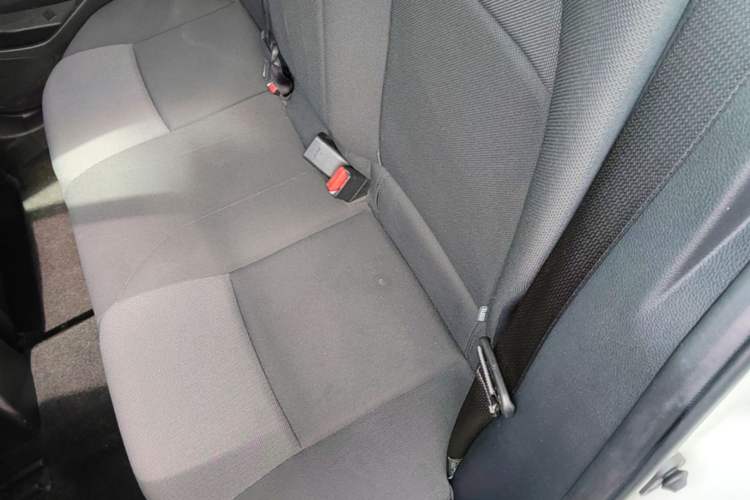 Used Toyota Levin 2019 185T CVT Luxury Edition China VI Standard Left Rear Seat