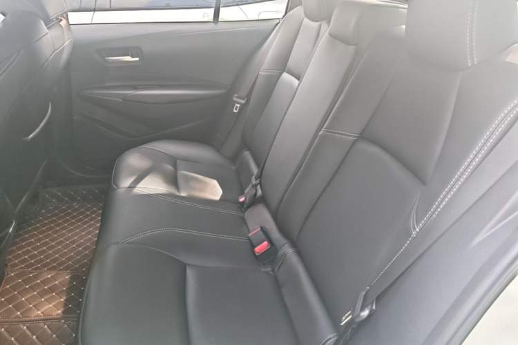 Used Toyota Levin 2019 185T CVT Luxury Edition China VI Standard Left Rear Seat