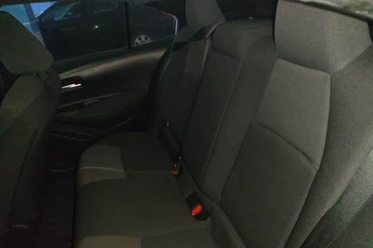 Used Toyota Levin 2019 185T CVT Luxury Edition China VI Standard Left Rear Seat