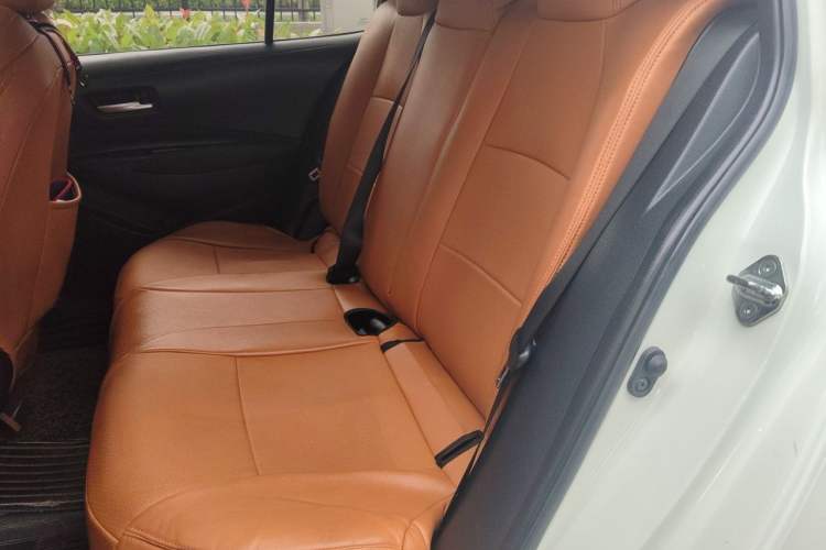 Used Toyota Levin 2019 185T CVT Luxury Edition China VI Standard Left Rear Seat