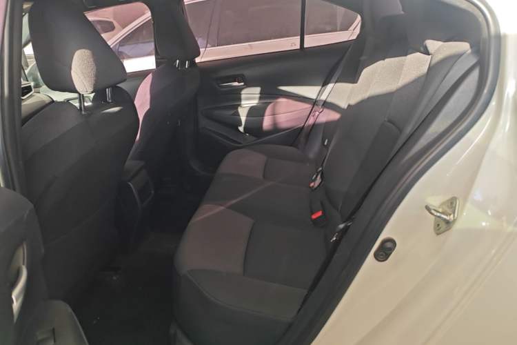 Used Toyota Levin 2019 185T CVT Entry-Level Version China VI Standard Left Rear Seat