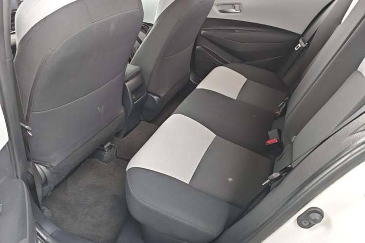 Used Toyota Levin 2019 Dual-Engine 1.8H E-CVT Luxury Edition China VI Standard Left Rear Seat