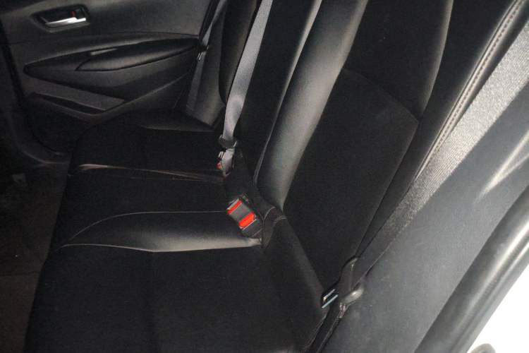 Used Toyota Levin 2019 185T CVT Luxury Edition China VI Standard Left Rear Seat