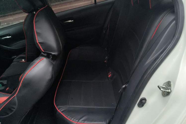 Used Toyota Levin 2019 185T CVT Luxury Edition China VI Standard Left Rear Seat