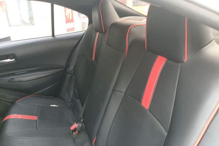 Used Toyota Levin 2019 Dual-Engine 1.8H E-CVT Luxury Edition China VI Standard Left Rear Seat