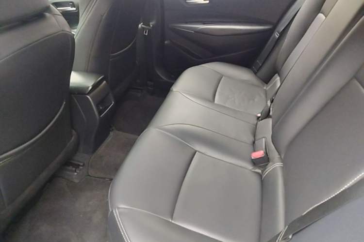 Used Toyota Levin 2019 185T CVT Luxury Edition China VI Standard Left Rear Seat