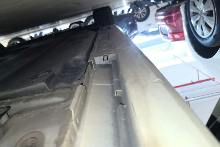 Used Toyota Levin 2019 185T CVT Luxury Edition China VI Standard Left Side Sill
