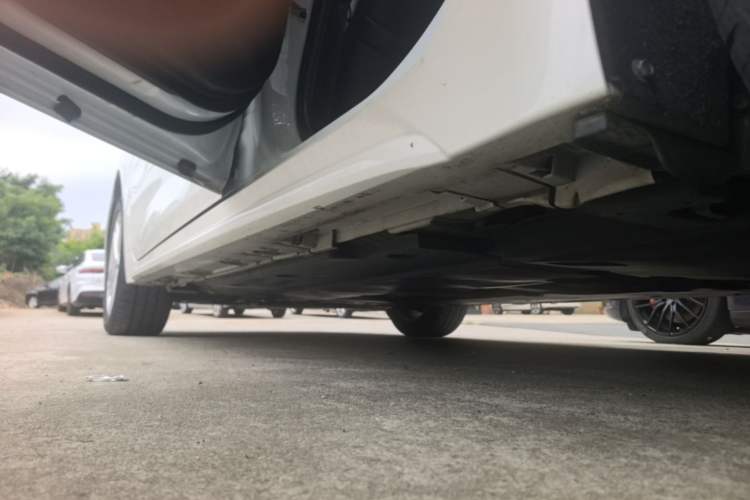 Used Toyota Levin 2019 185T CVT Luxury Edition China VI Standard Left Side Sill