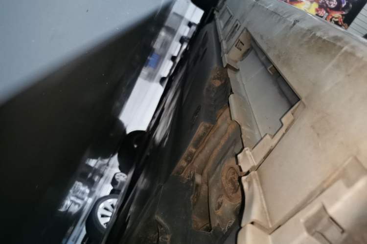Used Toyota Levin 2019 Dual-Engine 1.8H E-CVT Luxury Edition China VI Standard Left Side Sill