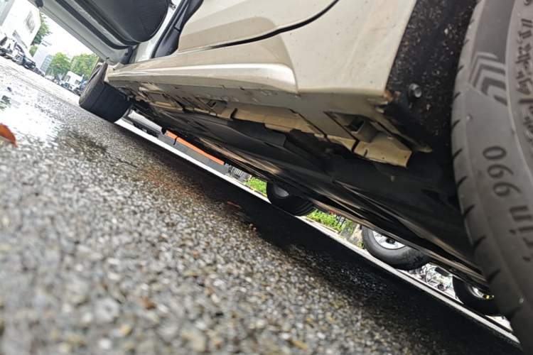 Used Toyota Levin 2019 185T CVT Sport Edition China V Standard Left Side Sill