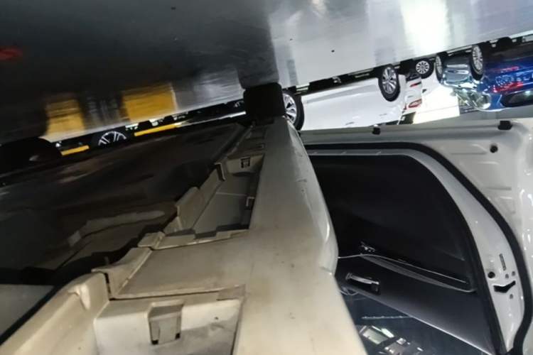 Used Toyota Levin 2019 Dual-Engine 1.8H E-CVT Luxury Edition China VI Standard Left Side Sill