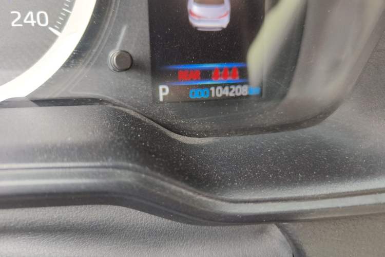 Used Toyota Levin 2019 Dual-Engine 1.8H E-CVT Sport Edition China VI Standard Odometer Close Up