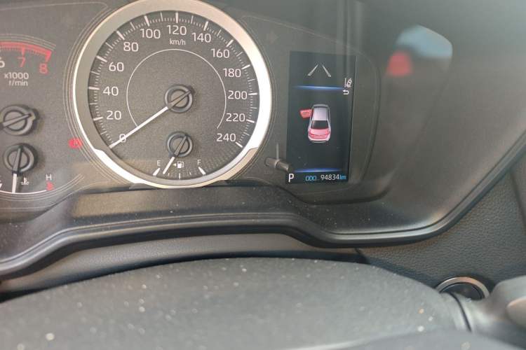 Used Toyota Levin 2019 185T CVT Sport Edition China VI Standard Odometer Close Up