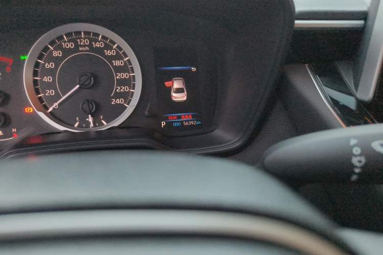 Used Toyota Levin 2019 185T CVT Sport Edition China VI Standard Odometer Close Up