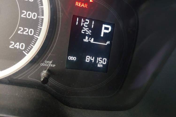 Used Toyota Levin 2019 185T CVT Entry-Level Version China VI Standard Odometer Close Up