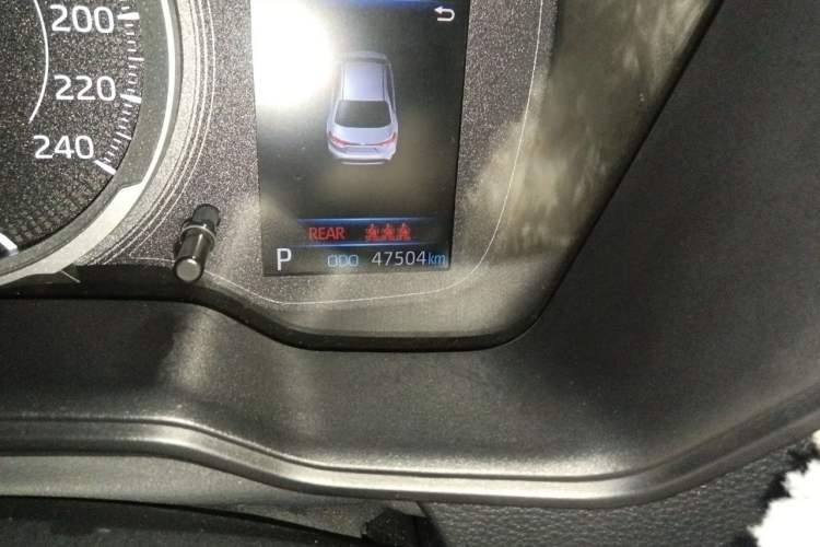Used Toyota Levin 2019 185T CVT Sport Edition China VI Standard Odometer Close Up