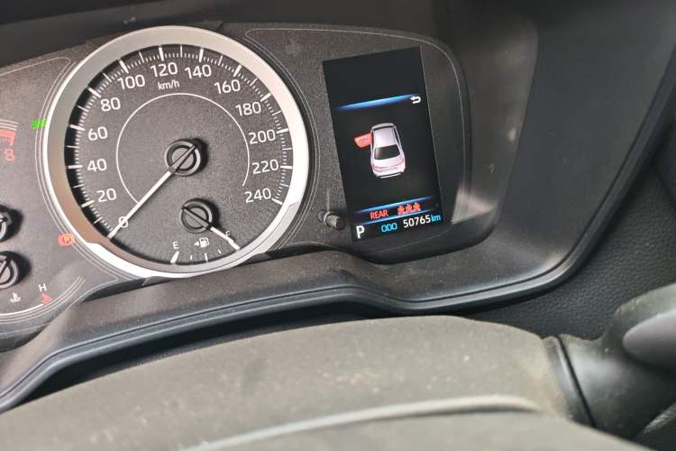 Used Toyota Levin 2019 185T CVT Sport Edition China VI Standard Odometer Close Up