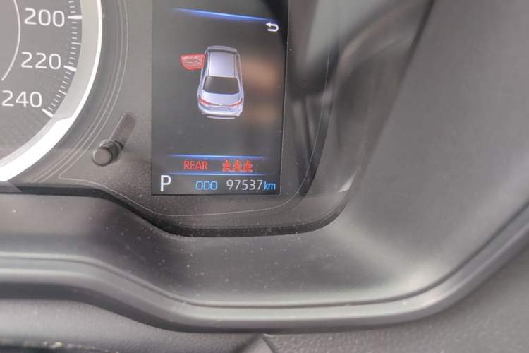 Used Toyota Levin 2019 185T CVT Sport Edition China VI Standard Odometer Close Up