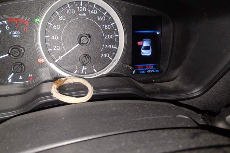 Used Toyota Levin 2019 185T CVT Sport Edition China VI Standard Odometer Close Up